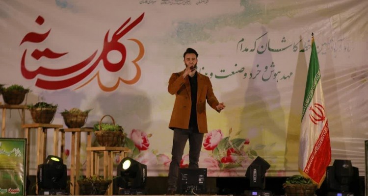 ویژه برنامه تلویزیونی"گلستانه"در خزاق اجرا شد